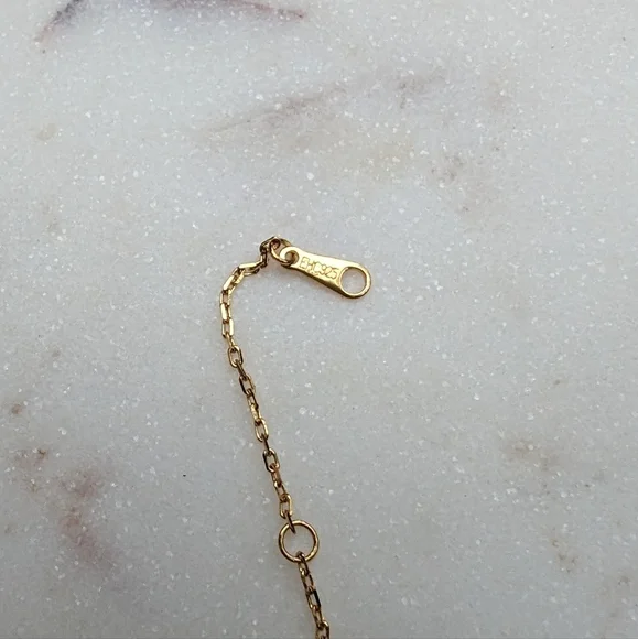 New Rachel Zoe White Pearl Clover 18K Gold Plated Sterling Silver Necklace - Picture 3 of 4